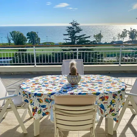 アパート La Terrazza Nel Blu サンレモ